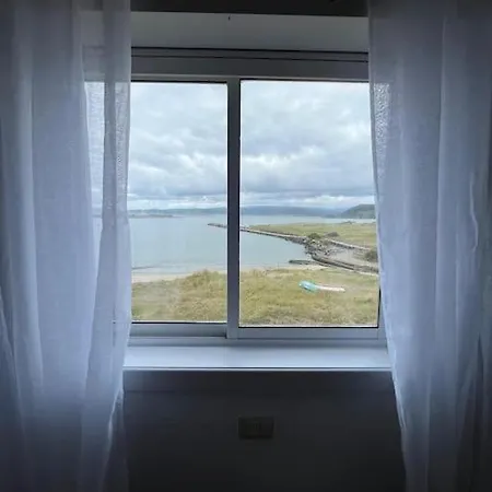 Piso Primera Linea De Playa Y Vistas Al Mar En Daire Cariño