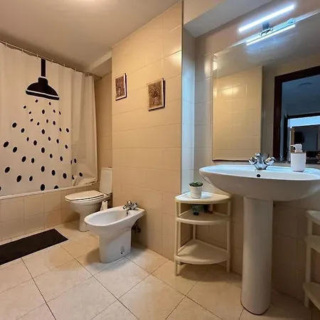 Piso Primera Linea De Playa Y Vistas Al Mar En