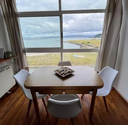 Piso Primera Linea De Playa Y Vistas Al Mar En Apartament
